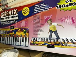 Gigantic Keyboard Spielmatte – ca. 180 × 80 cm, Touch‑Sensit